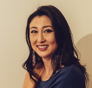 Mentor meets with mentee